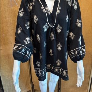 Umbee Embroidered Black Peasant Tunic Top